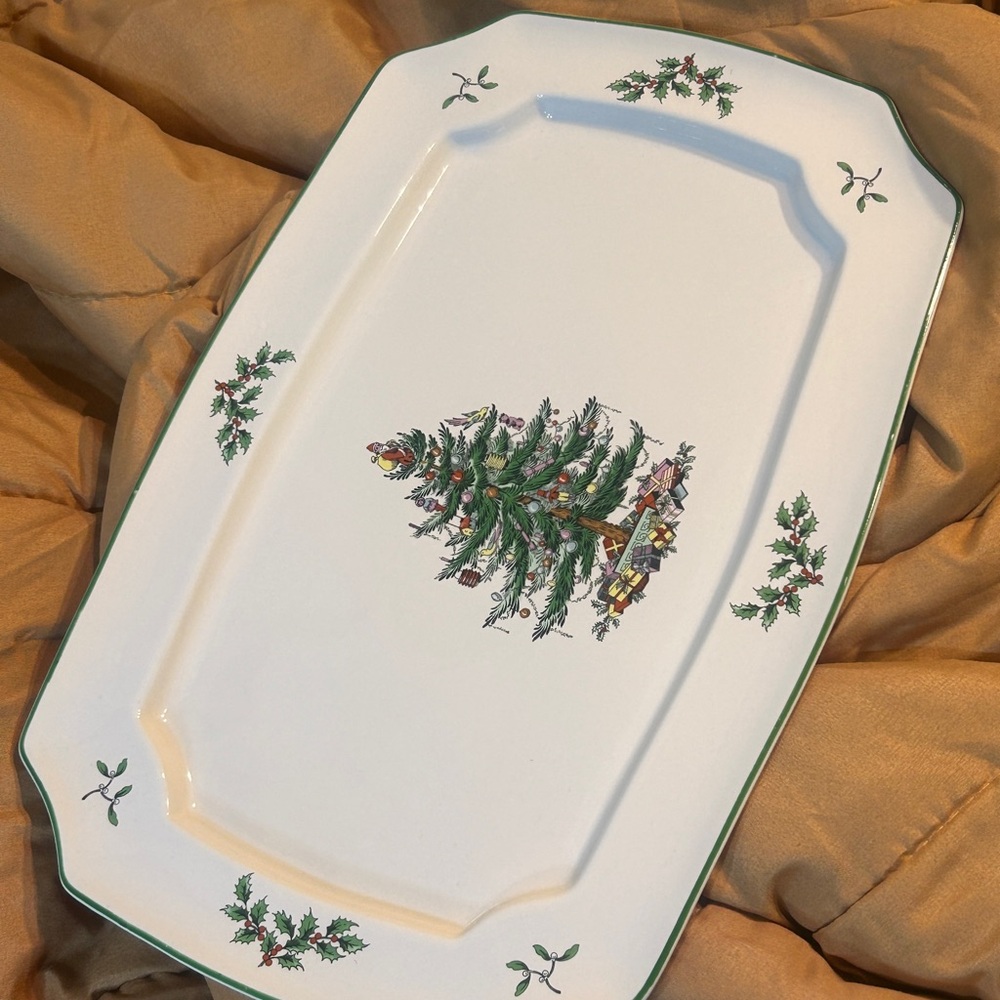 Spode Christmas Tree Large Oval Platter 15 1/4” x 10” A Holiday Classic